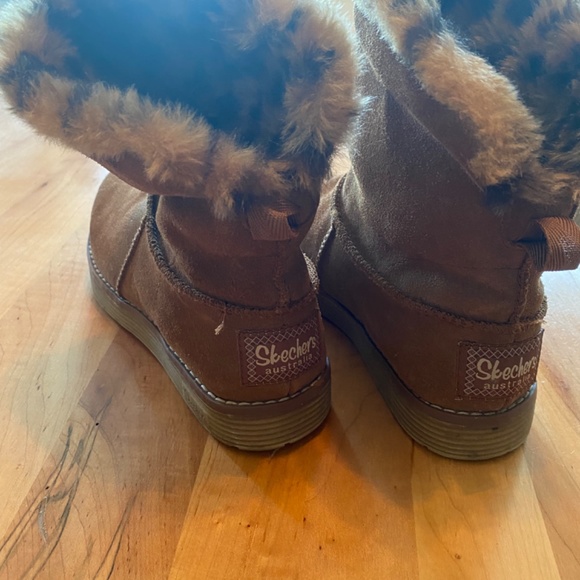 Sketchers boots us size 6 - Picture 2 of 3